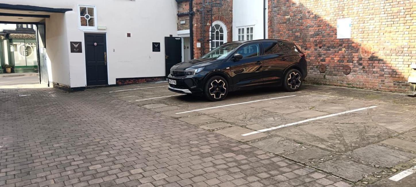 Villare Hitchin Town Centre エクステリア 写真